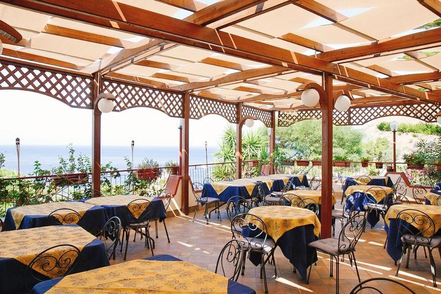 Paradiso Hotel Ristorante Riaci Capo المظهر الخارجي الصورة
