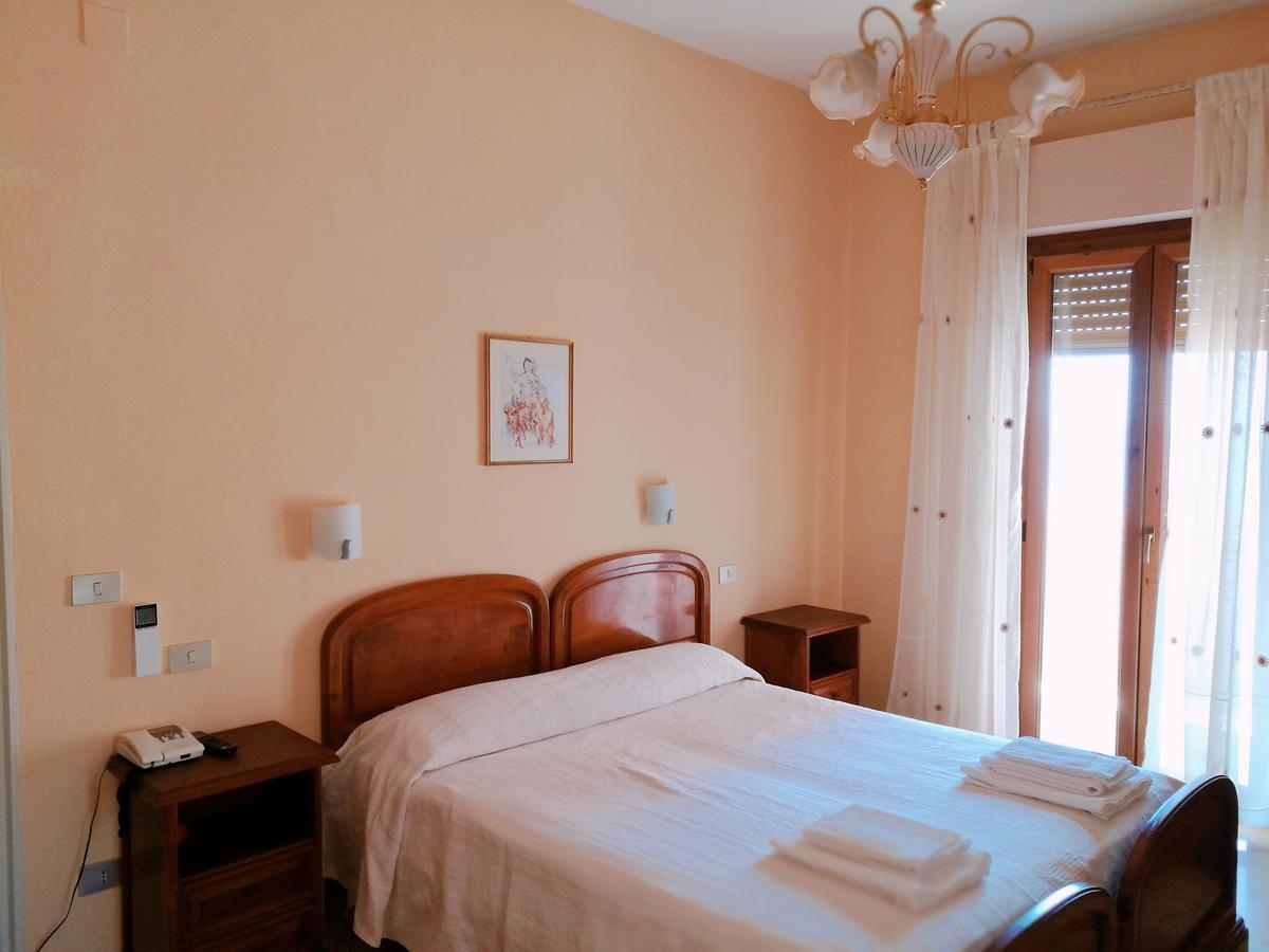 Paradiso Hotel Ristorante Riaci Capo المظهر الخارجي الصورة